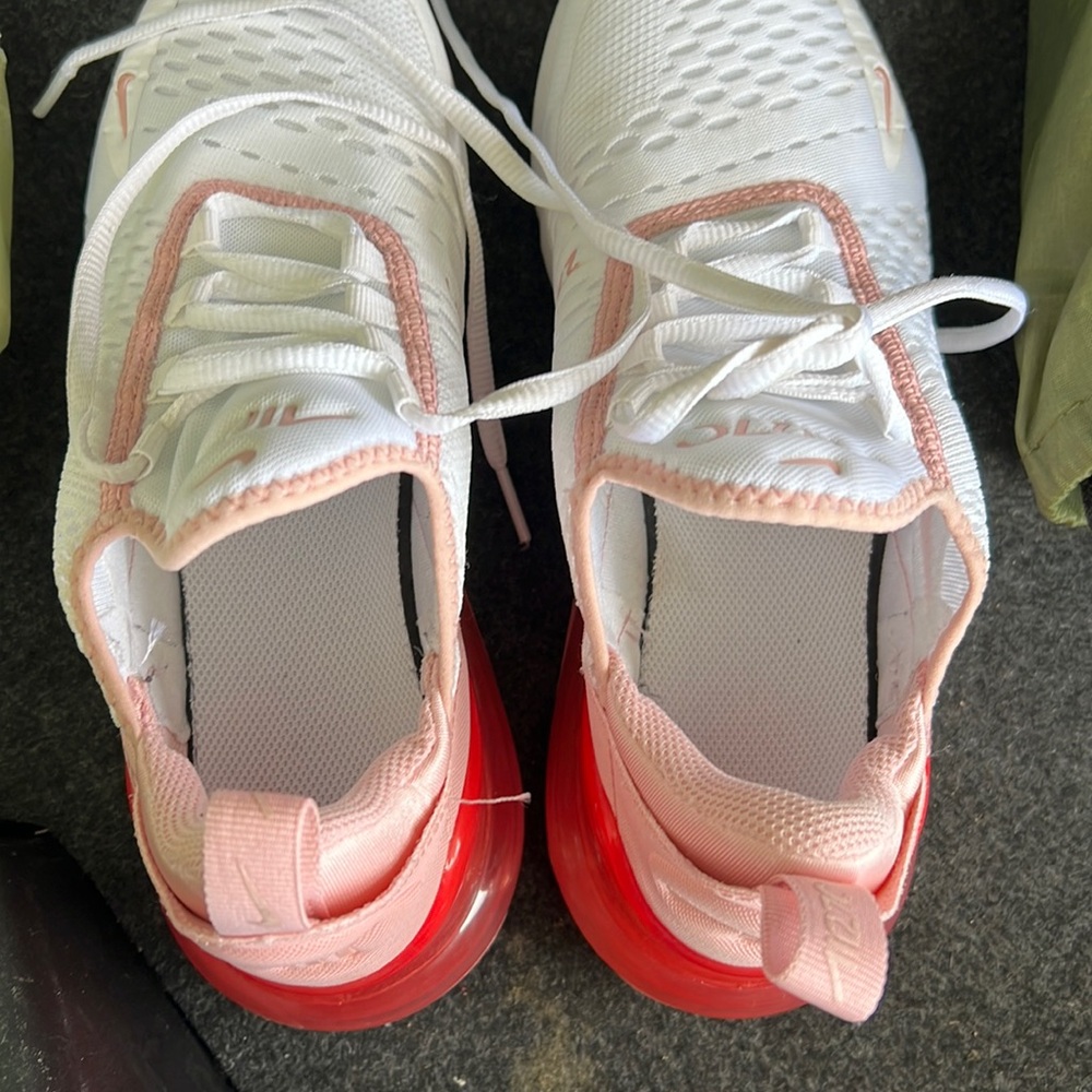 Nike Air Max 270 Gs youth sneakers